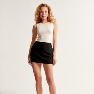 The A&F Scarlett Mini Skort - Black
